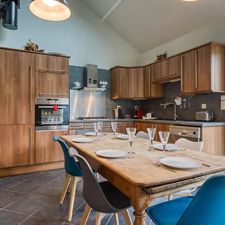 Holiday home Enora Maison Chaleureuse Avec Jardin Rouen